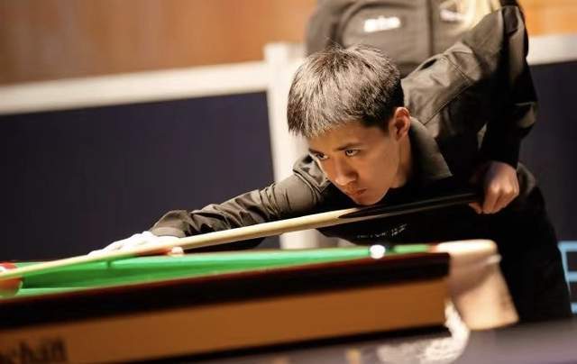 幕后支撑 幕后支撑